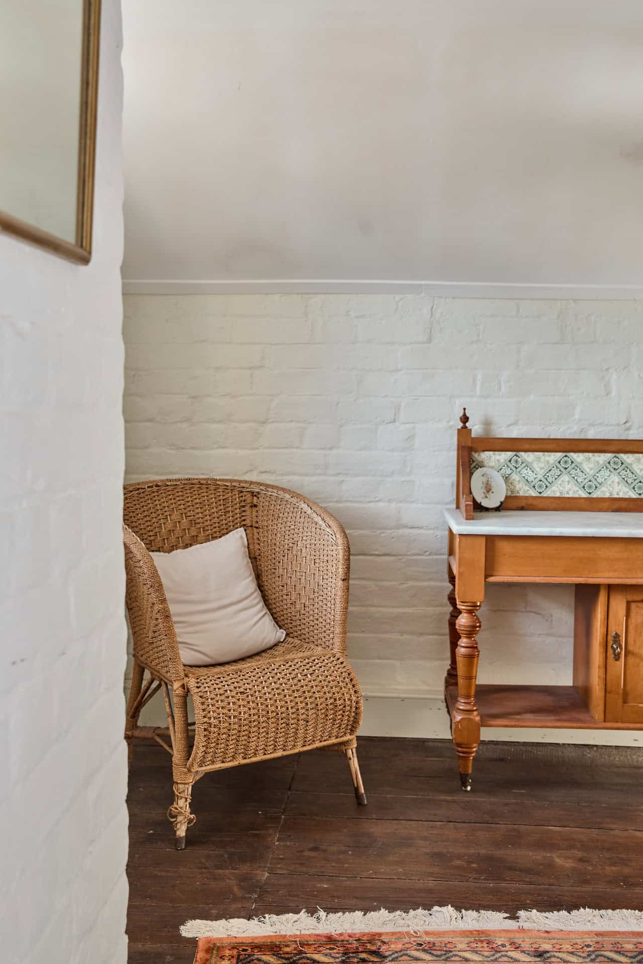 Wicker chair & washstand