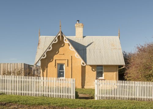 gardeners-cottage-BU0cukPH