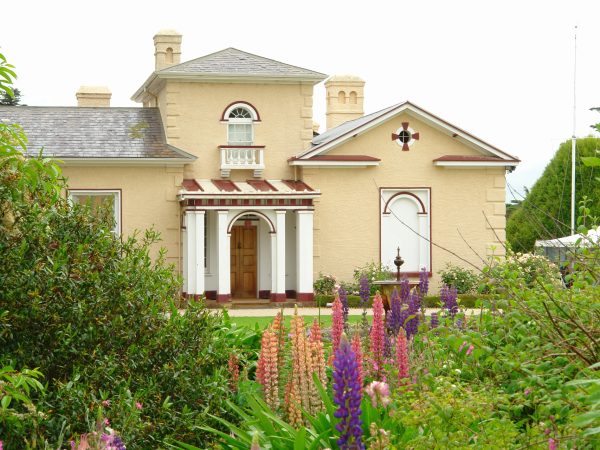 hero-homestead-Cr0jKlSq